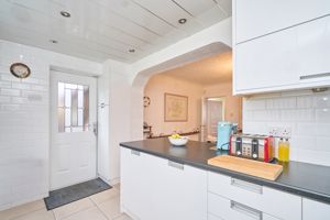 Kitchen- click for photo gallery